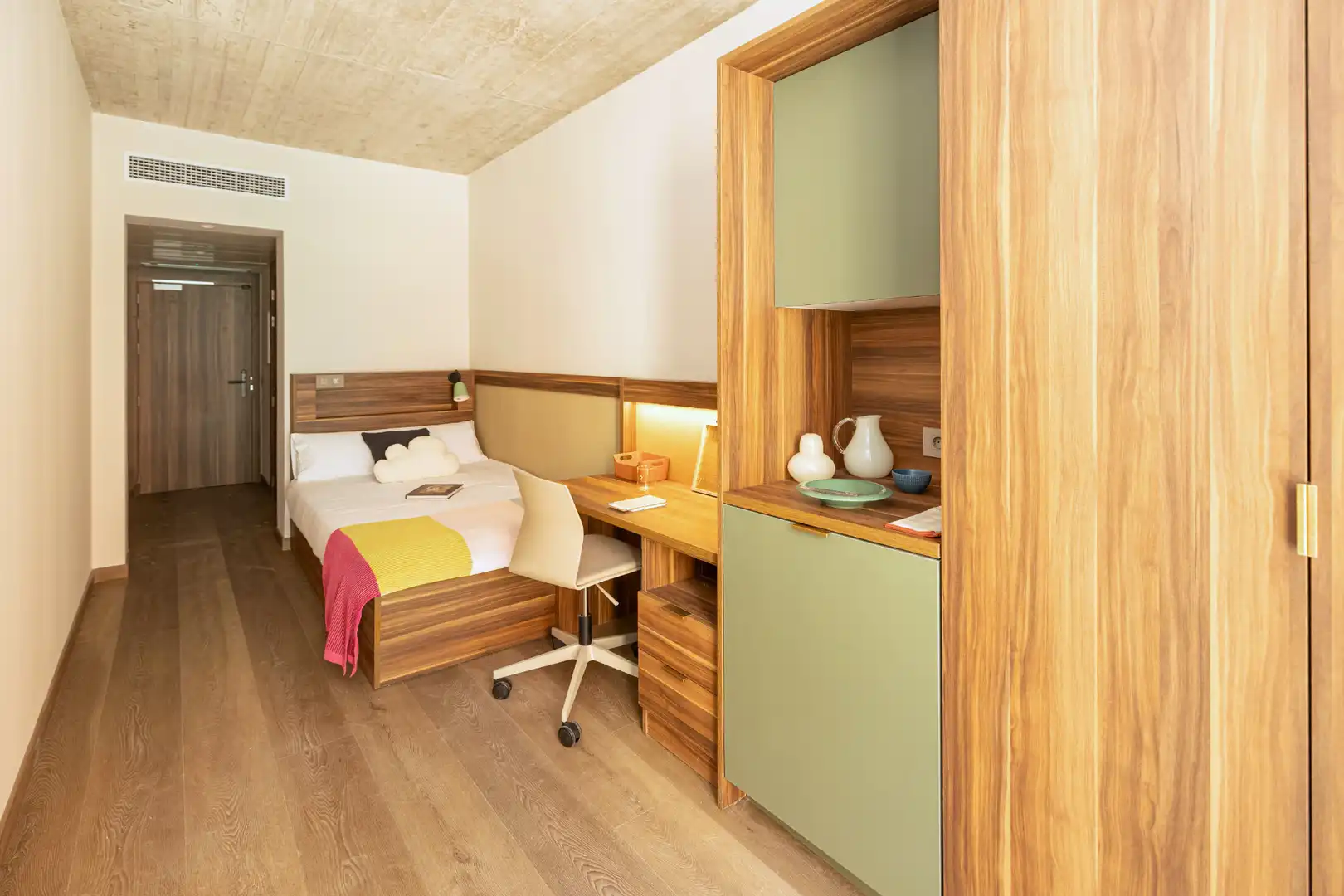 Schlafzimmer von Wohnung zur Miete in Barcelona mit Klimaanlage, Heizung und Möbliert