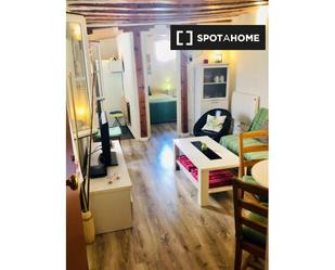 Exterior view of Flat to rent in  Madrid Capital  with Air Conditioner, Heating and Furnished