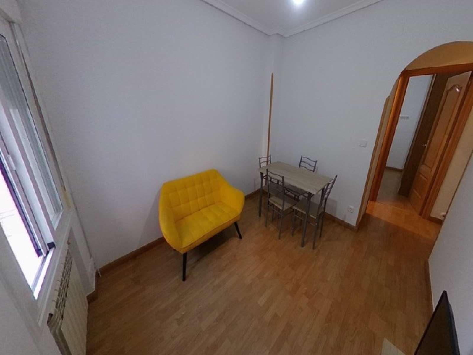 Apartment to share in Pilar
