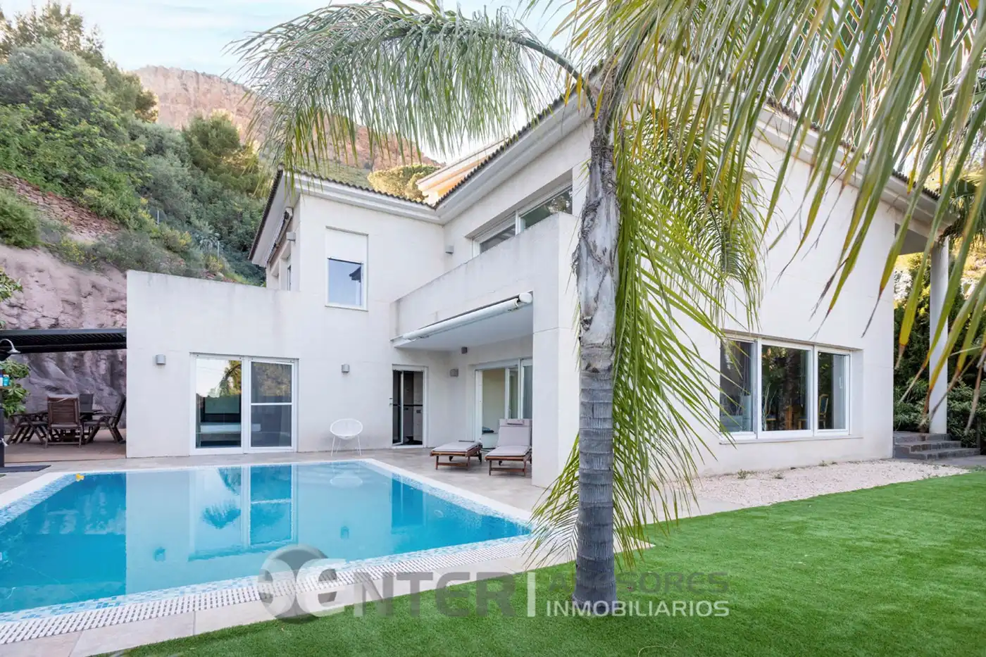 Villa mit Pool zum Verkauf in Gilet, imagen 2