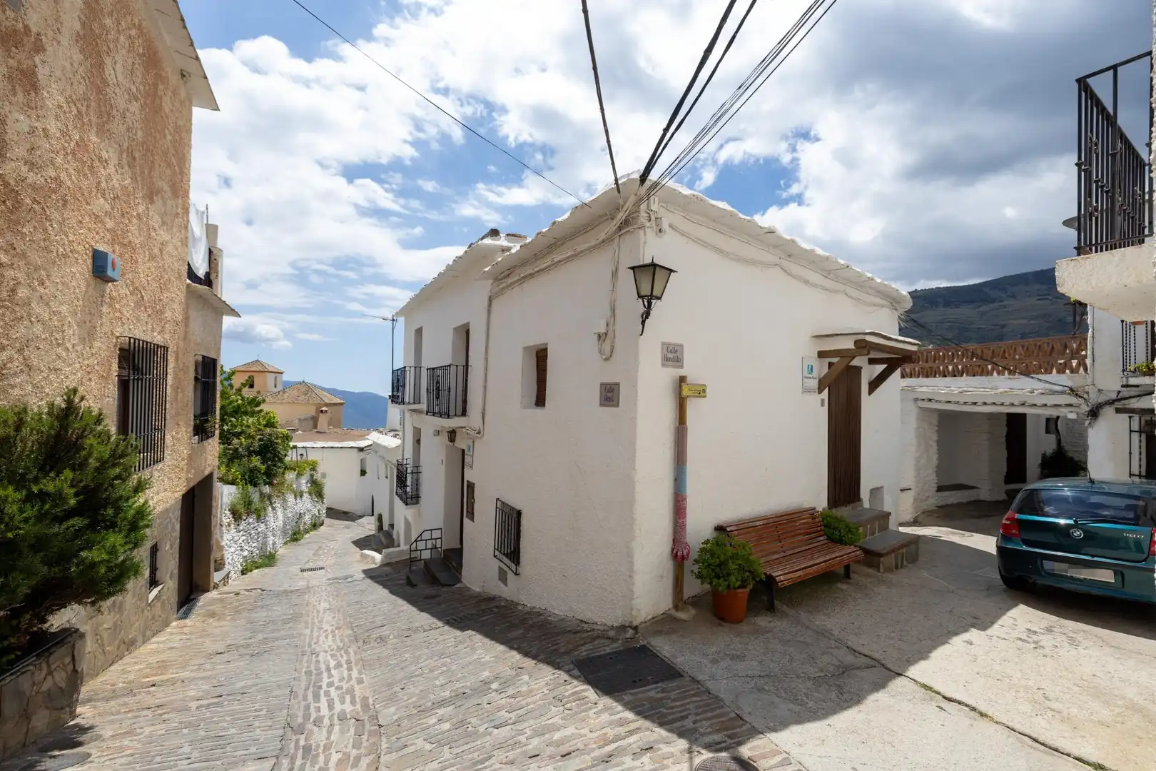 Vista exterior de Casa o chalet en venta en Bubión con Trastero y Balcón