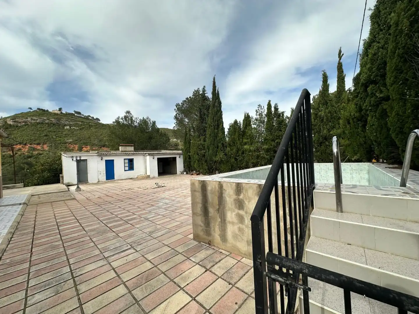Vista exterior de Casa o chalet en venta en Macastre con Calefacción, Terraza y Trastero