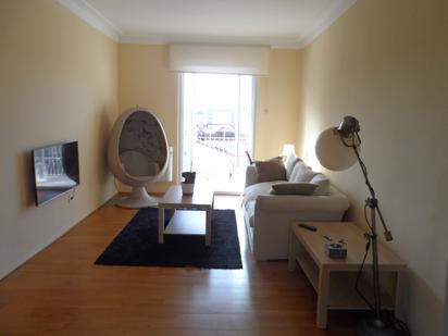 Living room of Flat for sale in Santander  with Heating, Parquet flooring and Terrace