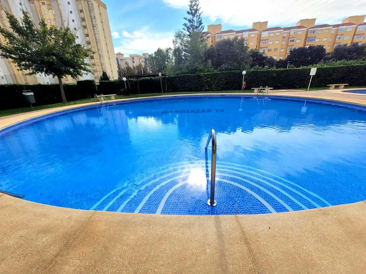 Piscina de Apartament de lloguer en Gandia amb Terrassa, Moblat i Piscina comunitària