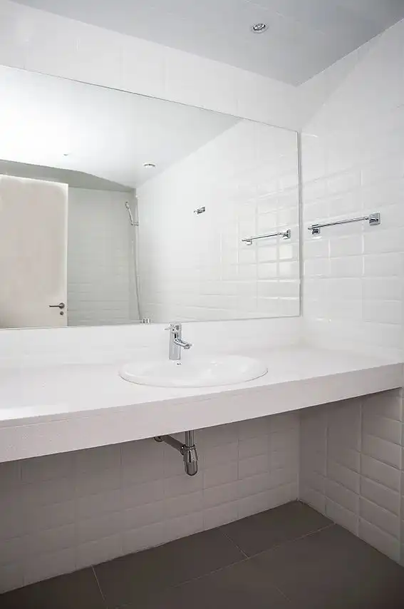 Bathroom of Attic for rent in Barcelona  with Air Conditioner, Terrace and Storage room
