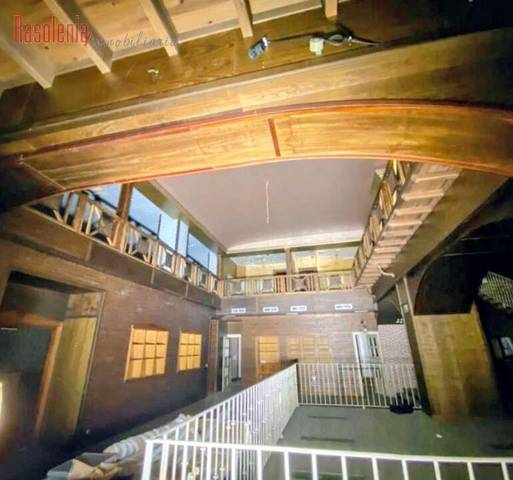 Local comercial en Venta en Los Rosales