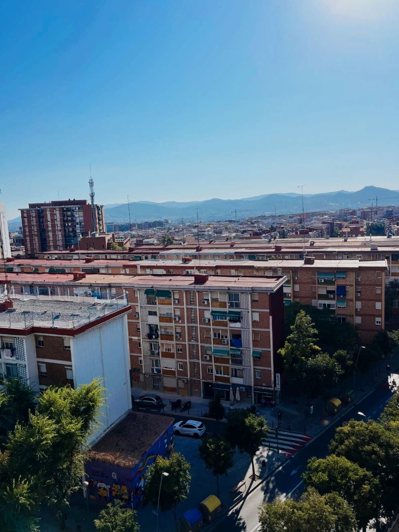 Exterior view of Flat to rent in Cornellà de Llobregat  with Air Conditioner, Heating and Furnished