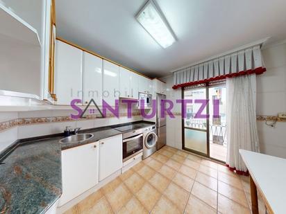 Küche von Wohnung zum verkauf in Santurtzi  mit Balkon