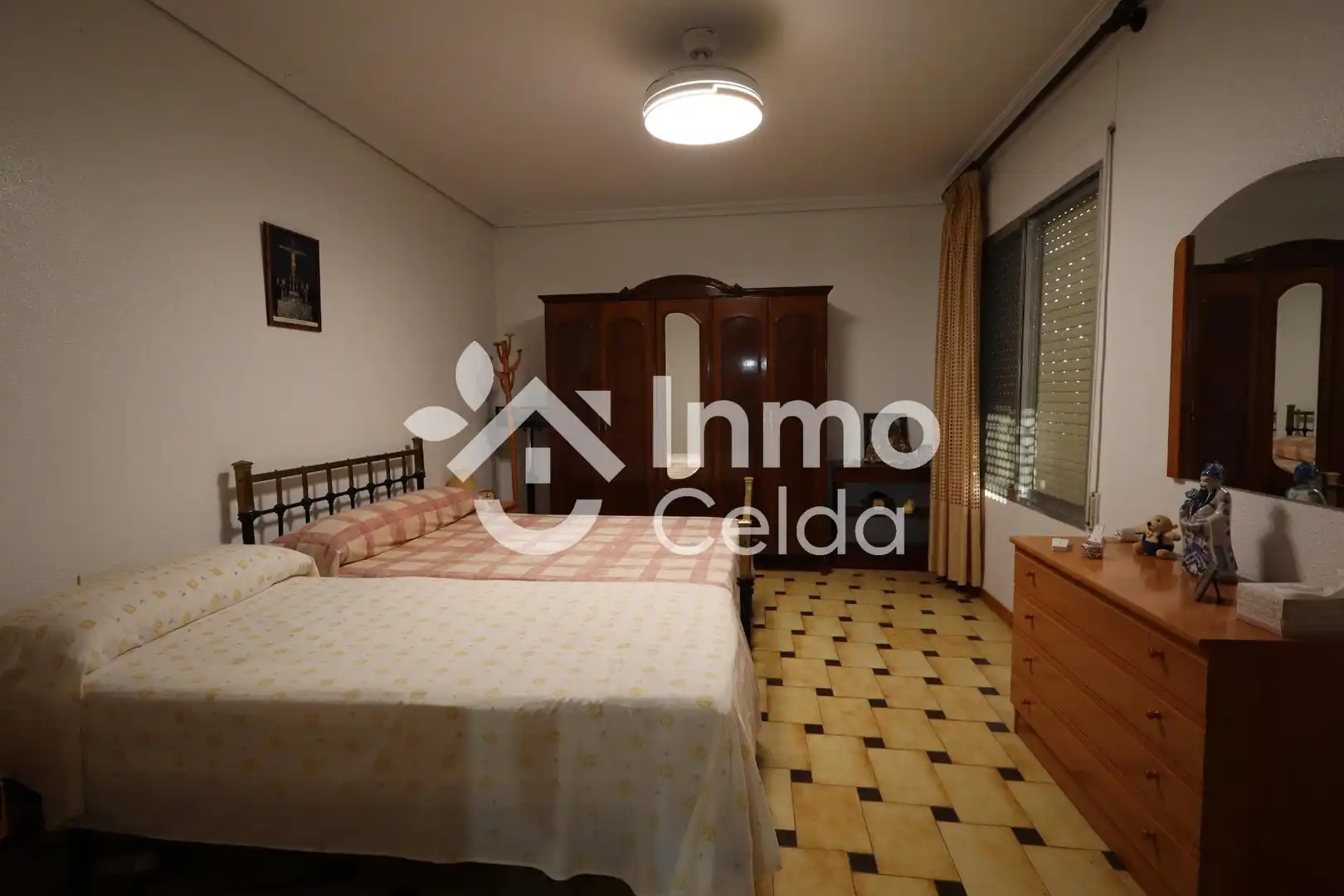 Habitación de Casa o chalet en venta en Chiva con Aire acondicionado, Calefacción y Jardín privado