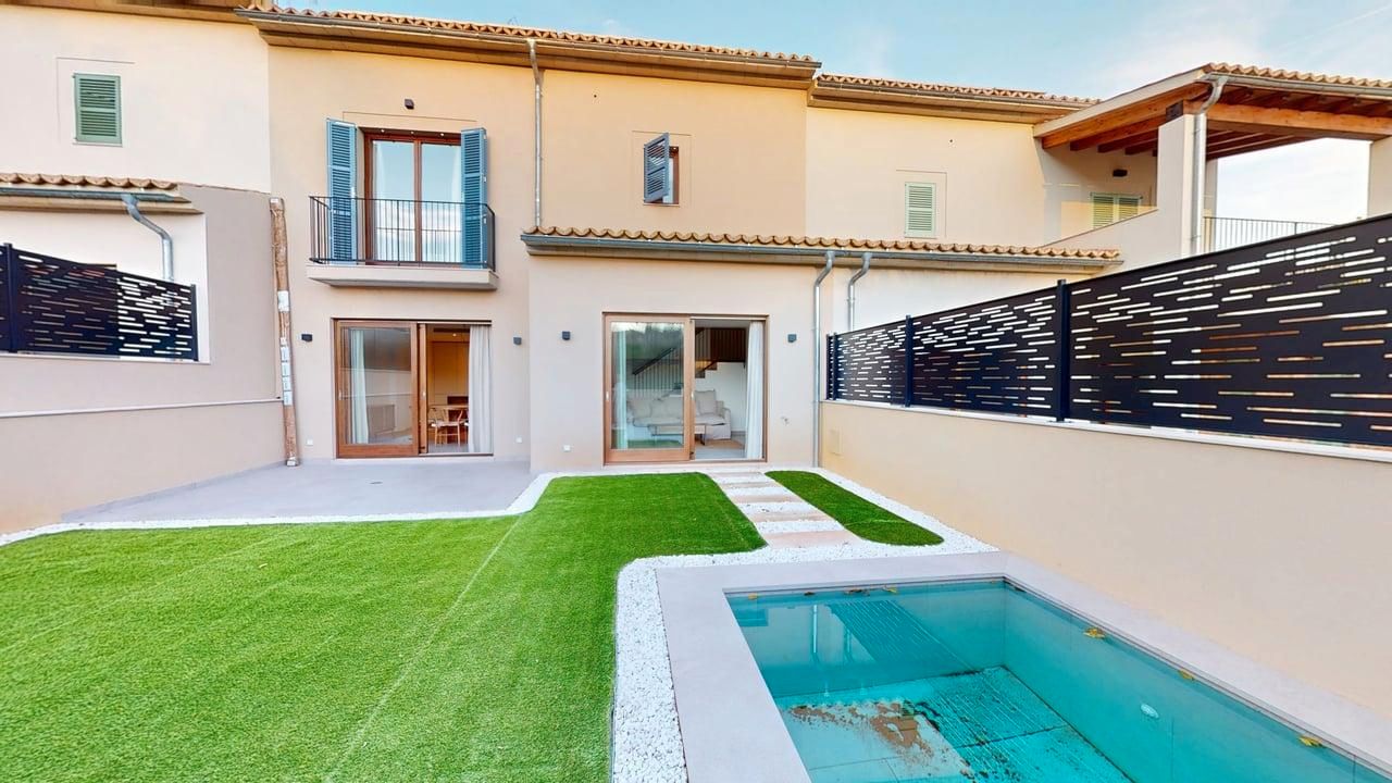 House or chalet for sale in Carrer Solleric, Alaró