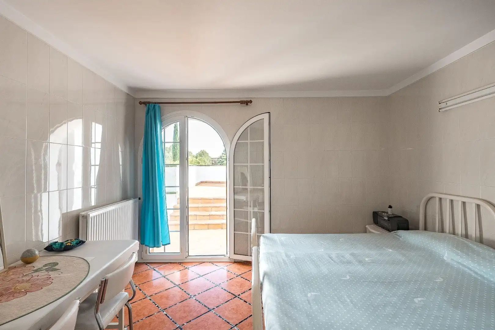 Habitación de Casa o chalet en venta en Cabanelles con Calefacción, Terraza y Balcón