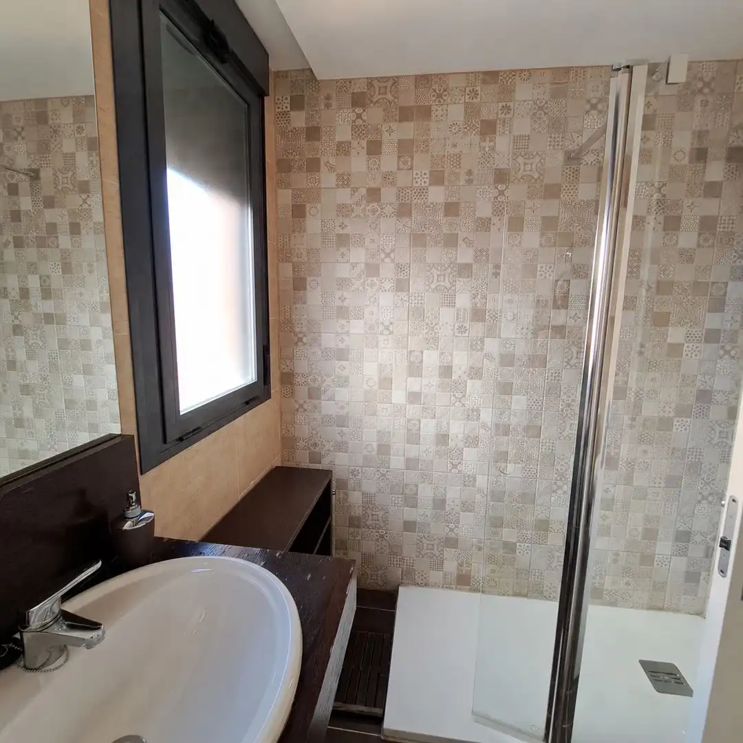 Bathroom of Detached homes for sale in Valdemoro  with Air Conditioner, Heating and Private garden