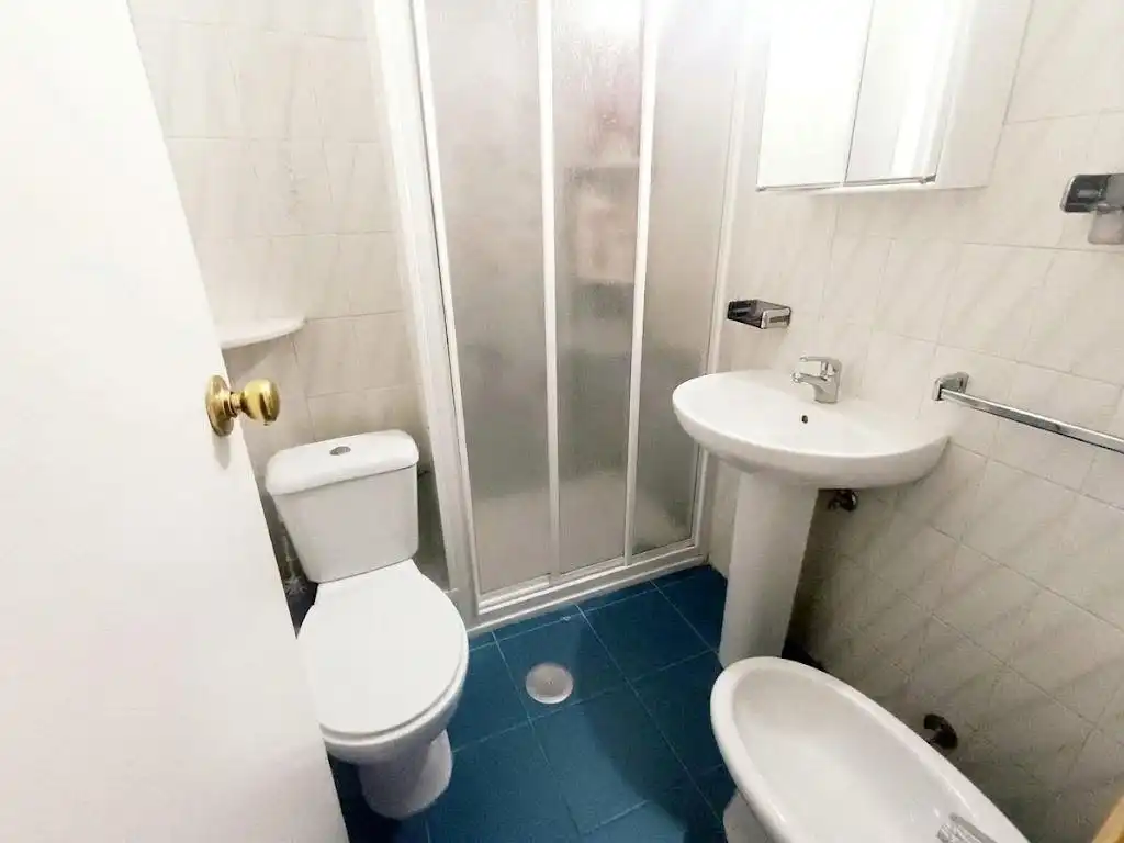 Baño de Piso en venta en Bailén - Miraflores