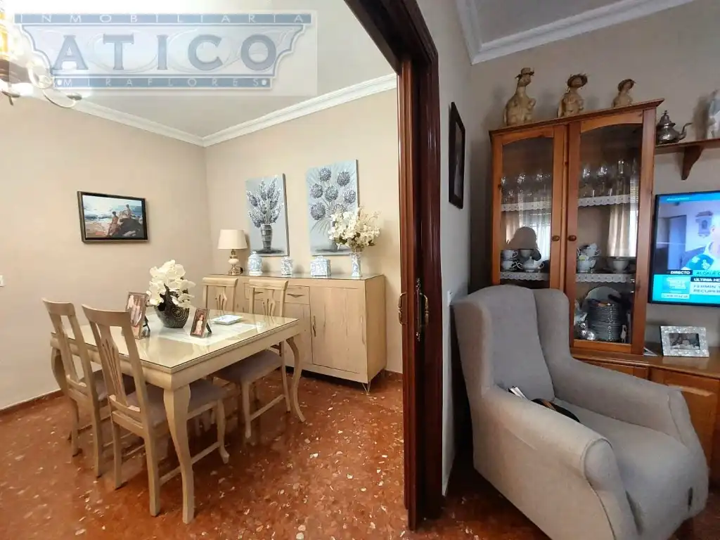 Dining room of Flat for sale in Sevilla  with Air Conditioner