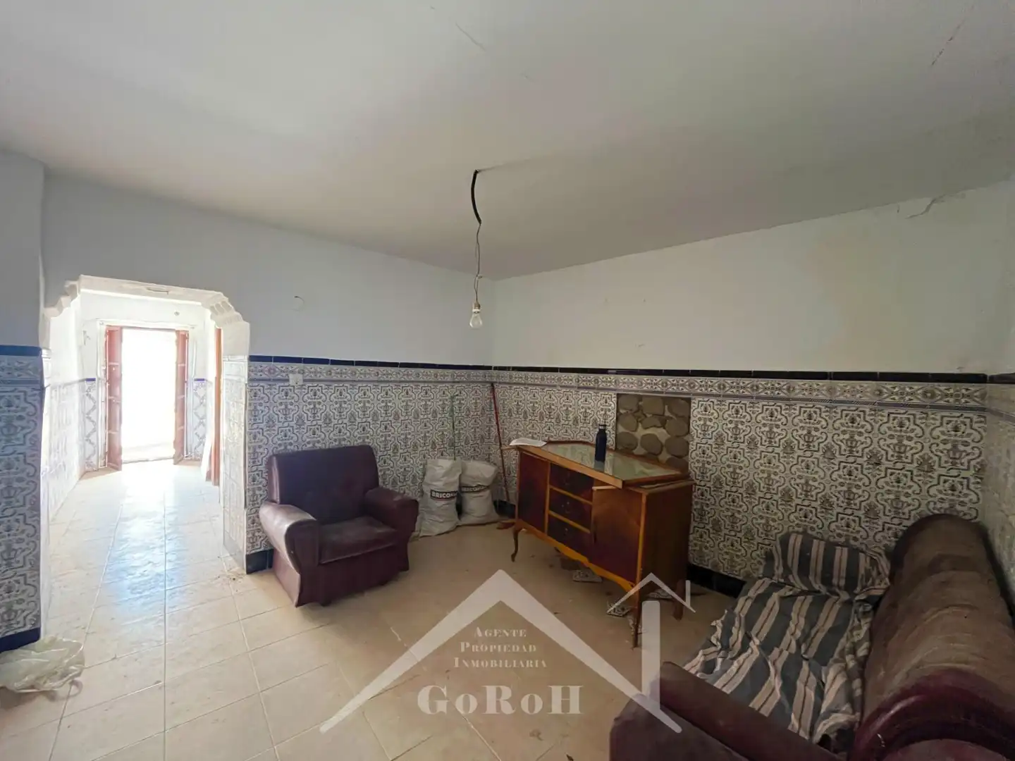 Sala d'estar de Casa adosada en venda en Constantina amb Terrassa