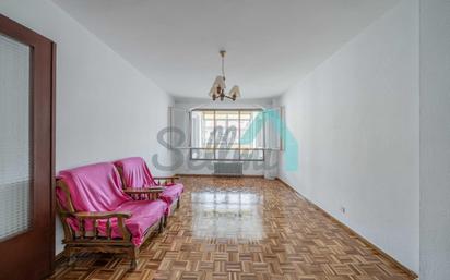 Living room of Flat for sale in Cangas del Narcea  with Heating, Parquet flooring and Terrace