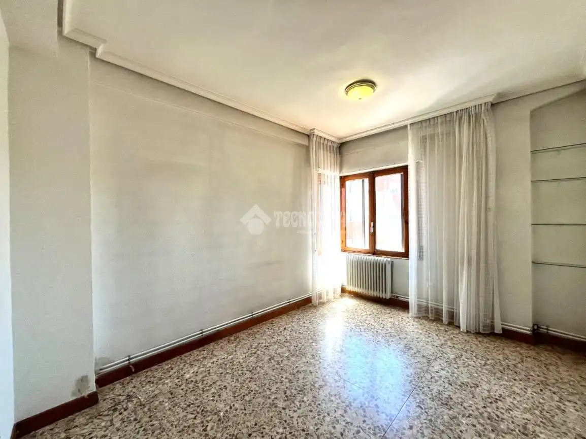 Habitación de Piso en venta en Medina del Campo con Calefacción