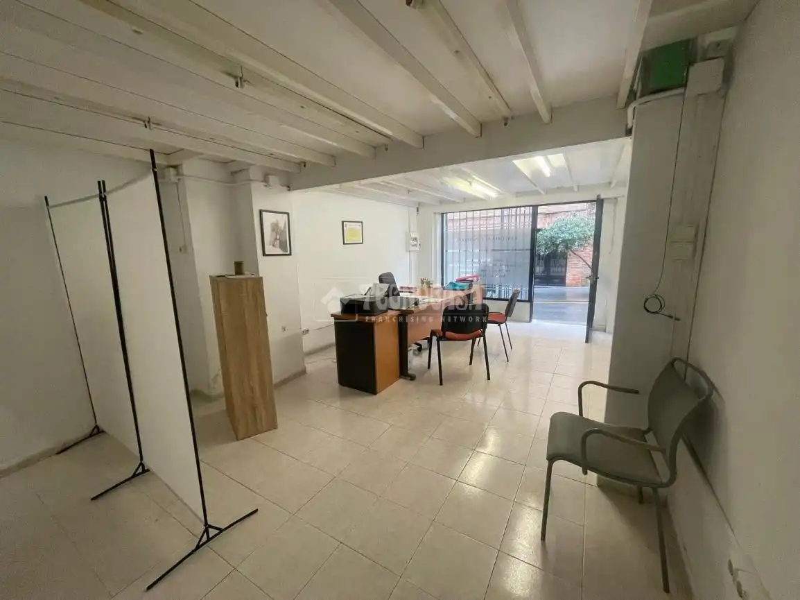 Büro zum Verkauf in Antequera