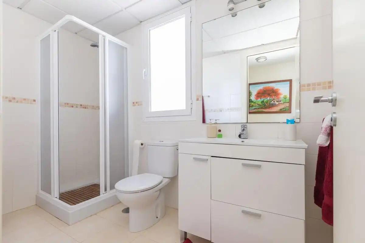 Bany de Àtic en venda en Roquetas de Mar amb Aire condicionat, Jardí privat i Terrassa