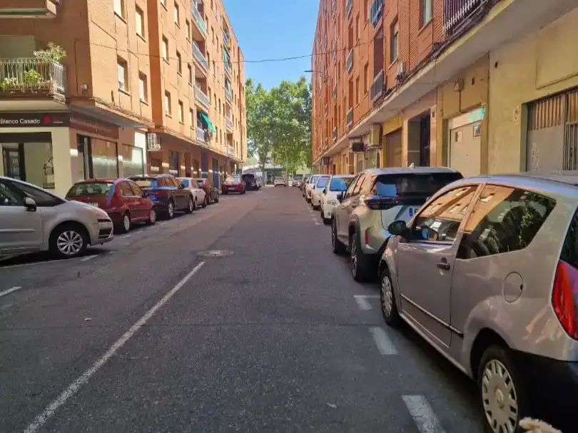 Parkplatz von Wohnung zur Miete in Salamanca Capital mit Balkon