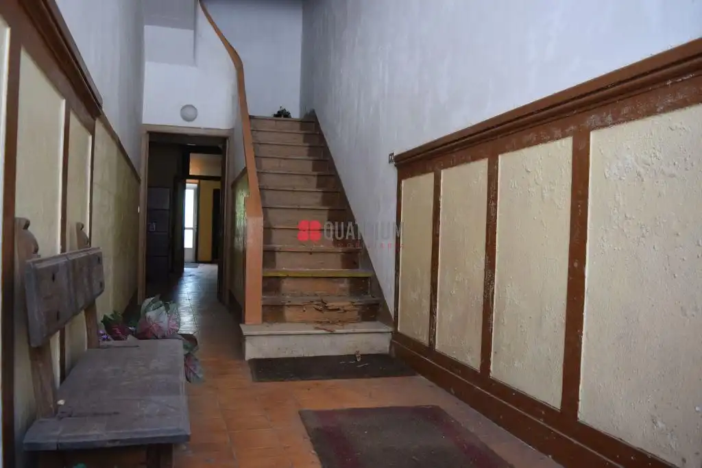 Einfamilien-Reihenhaus zum Verkauf in A Estrada  mit Privatgarten, Terrasse und Balkon