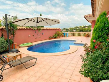 Villa con piscina in vendita a Altea la Vella