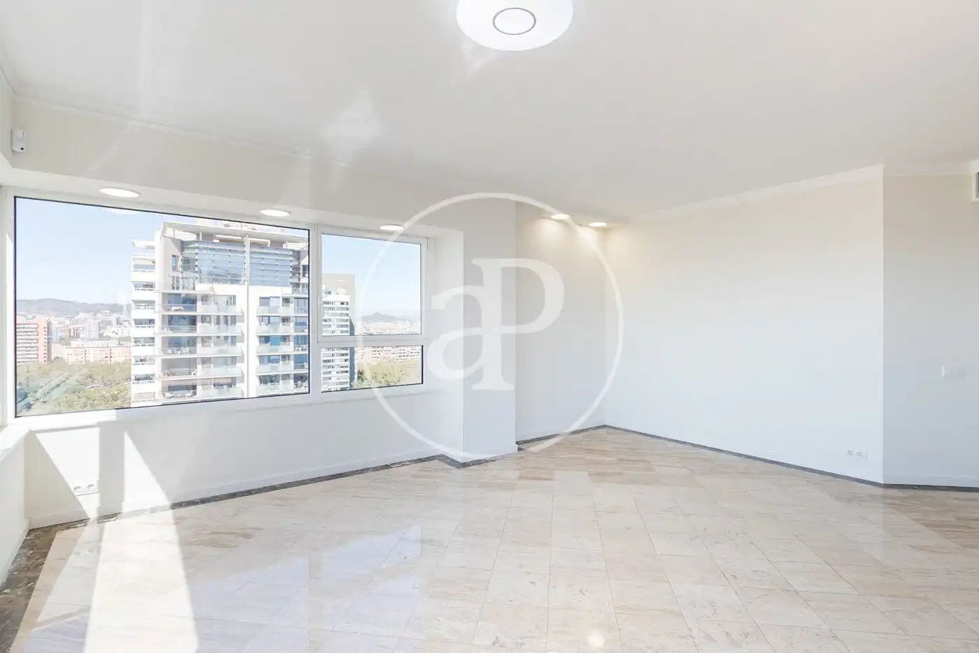 Habitación de Piso en venta en Barcelona con Aire acondicionado, Calefacción y Jardín privado