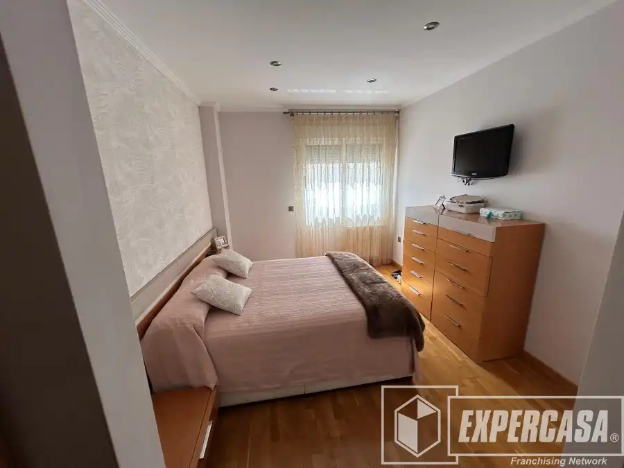 Habitación de Piso en venta en Riba-roja de Túria con Aire acondicionado y Terraza