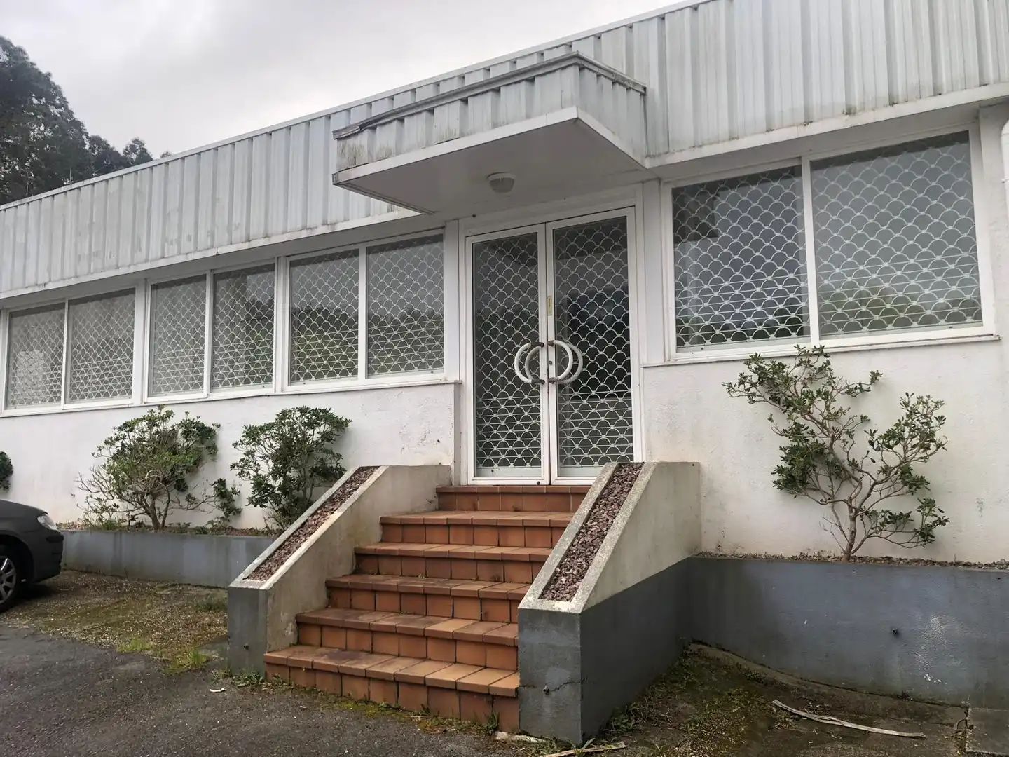 Vista exterior de Nau industrial en venda en Vilagarcía de Arousa