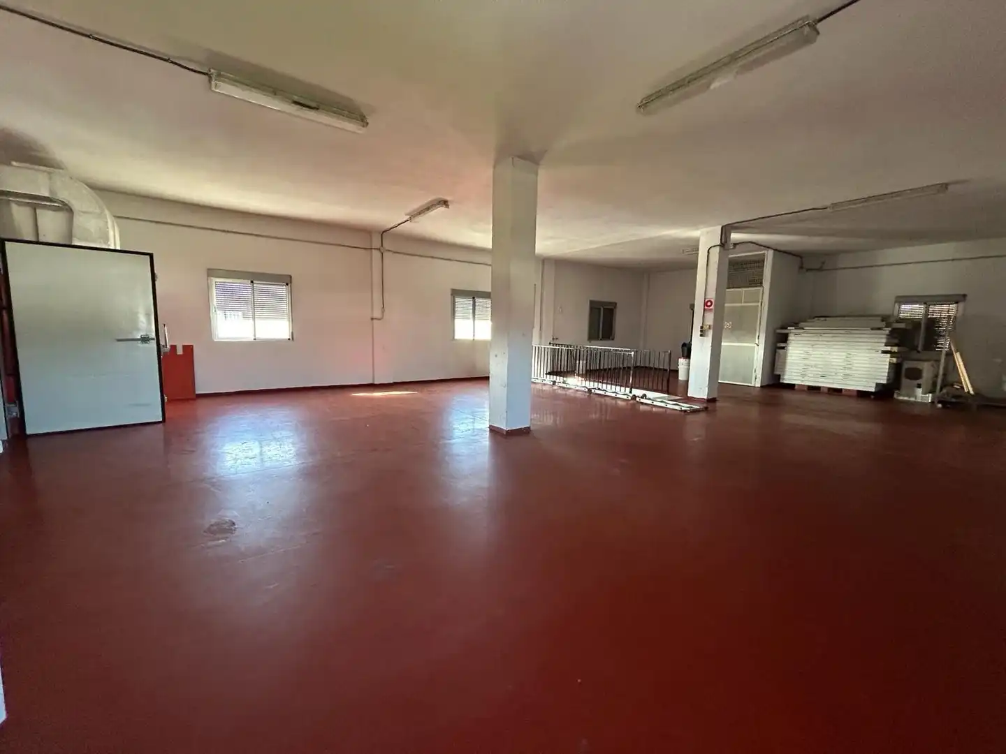 Business premises for sale in Moraleja, imagen 2