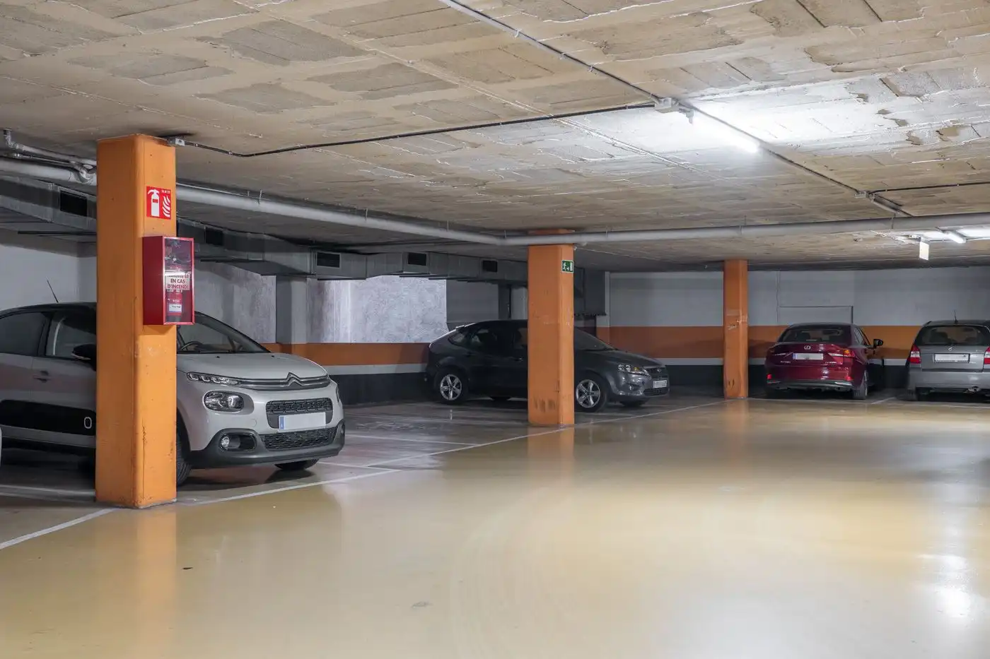 Parkplatz von Garage zur Miete in Barcelona