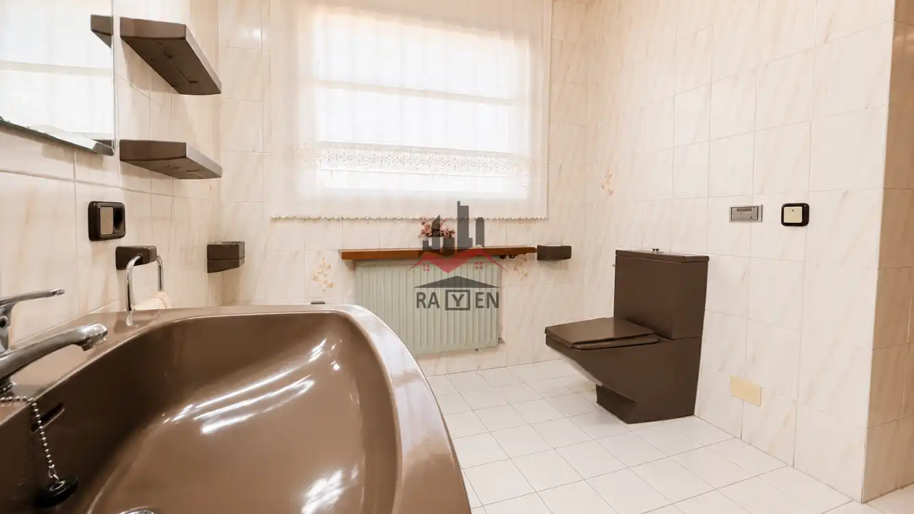Baño de Casa o chalet en venta en Avinyonet de Puigventós con Calefacción y Jardín privado
