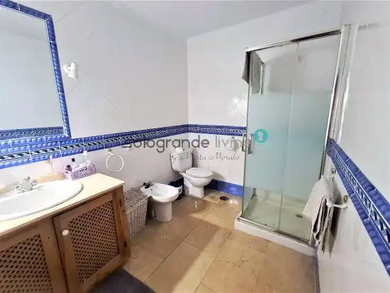 Bathroom of Country homes for sale in Sotogrande  with Heating, Private garden and Swimming Pool