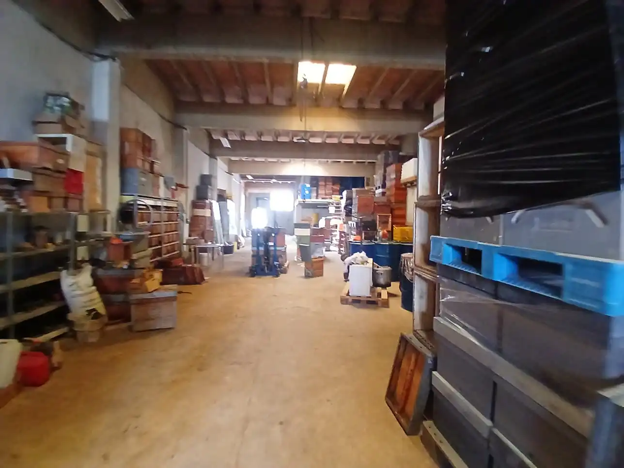 Nau industrial en venda en Montroi / Montroy, Valencia
