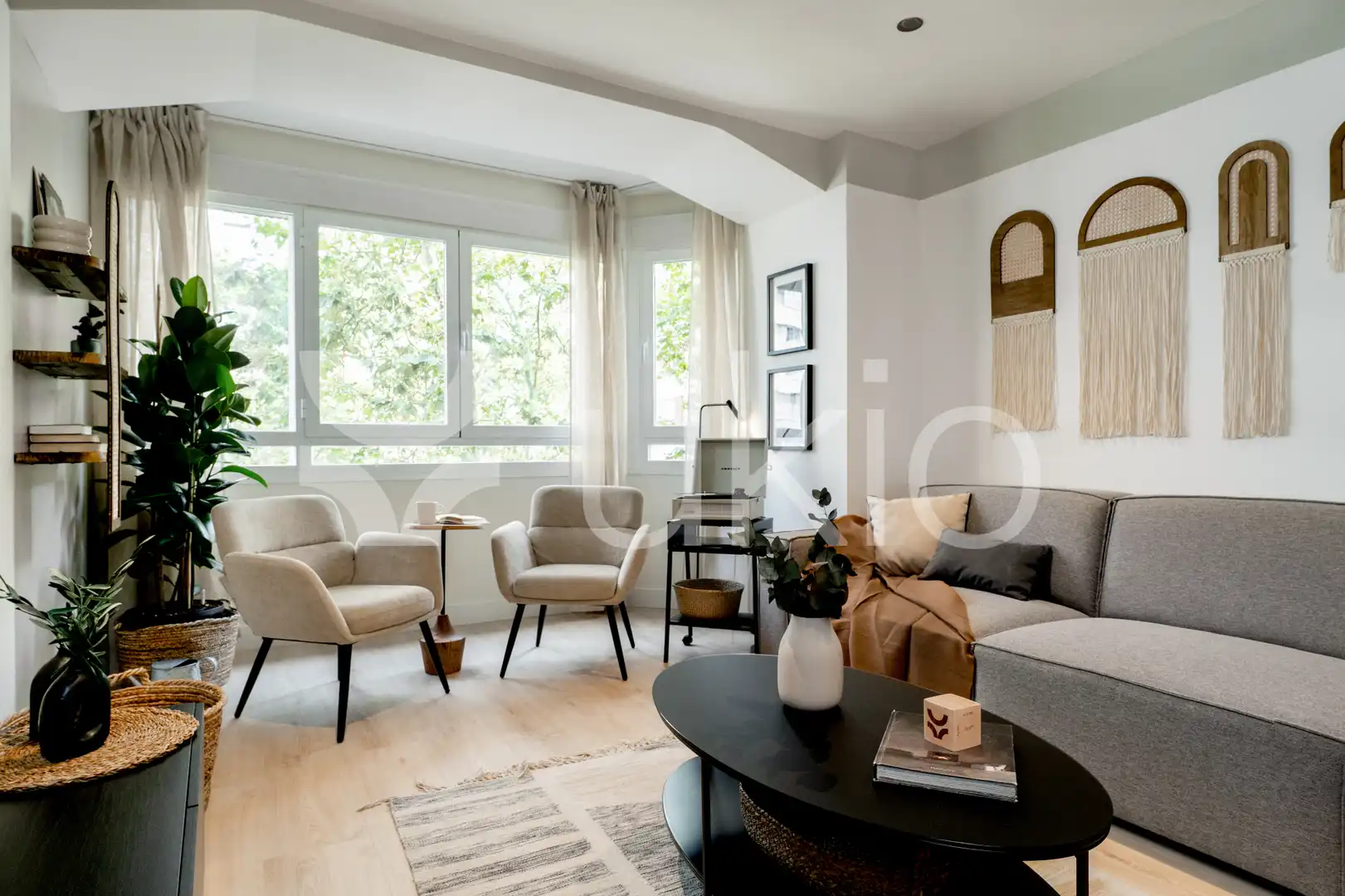 Sala d'estar de Apartament de lloguer en Madrid amb Aire condicionat, Calefacció i Moblat