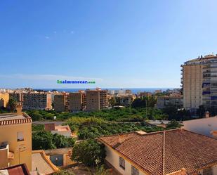 Vista exterior de Casa o xalet en venda en Almuñécar amb Terrassa i Traster