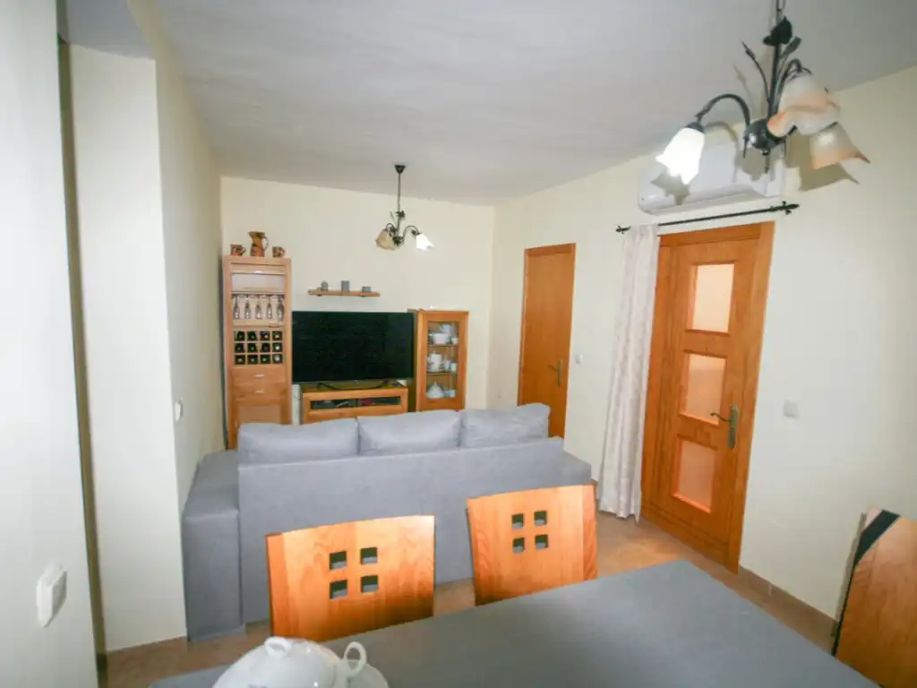 Casa adosada en venta en Calle Morales, Coín