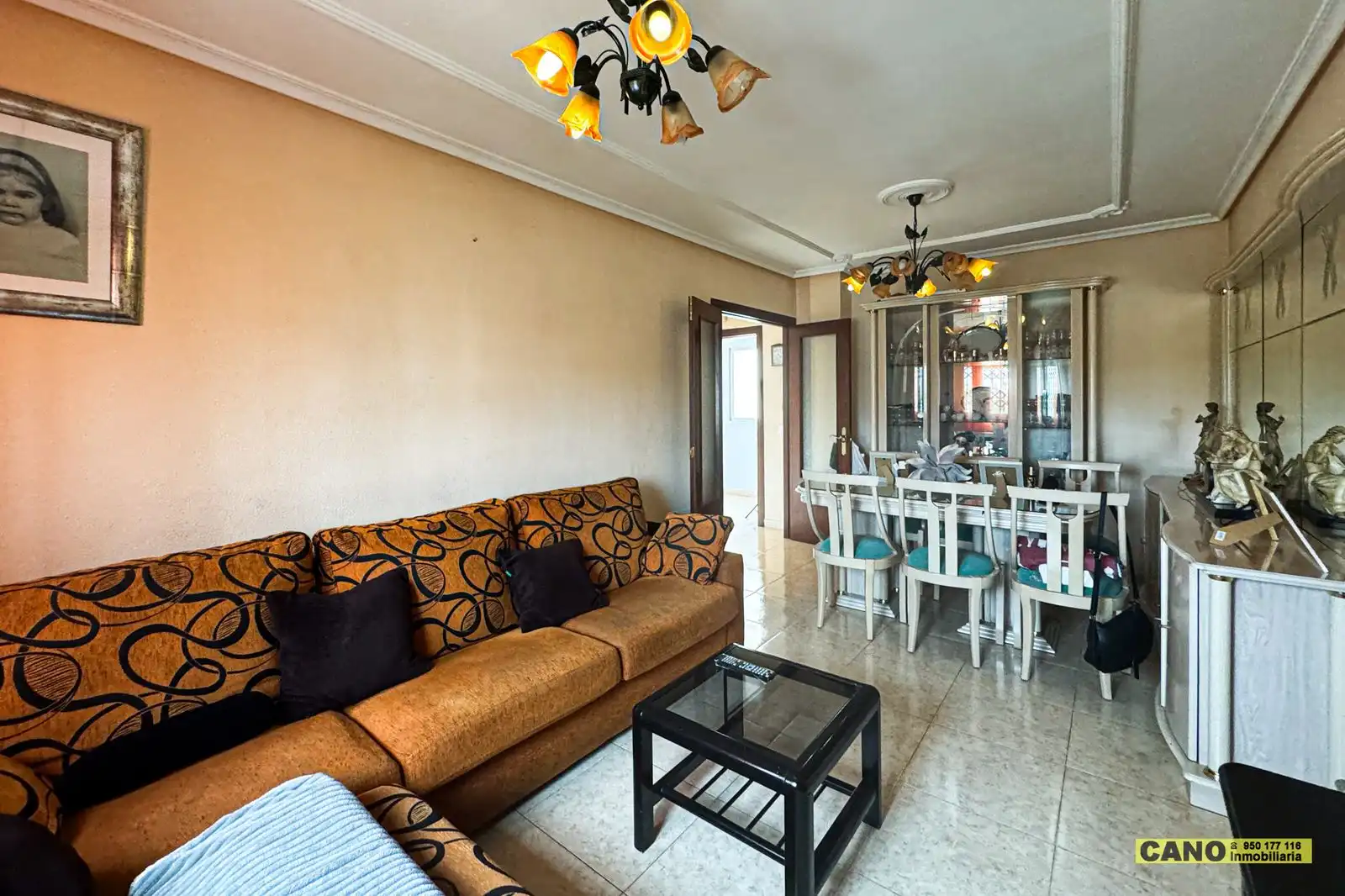Sala de estar de Piso en venta en Almería con Aire acondicionado, Calefacción y Trastero