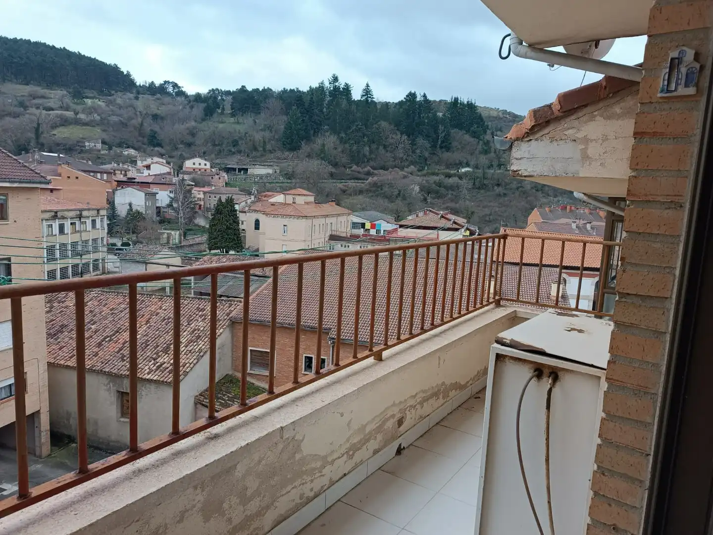 Terraza de Piso en venta en Pradoluengo con Parquet y Terraza