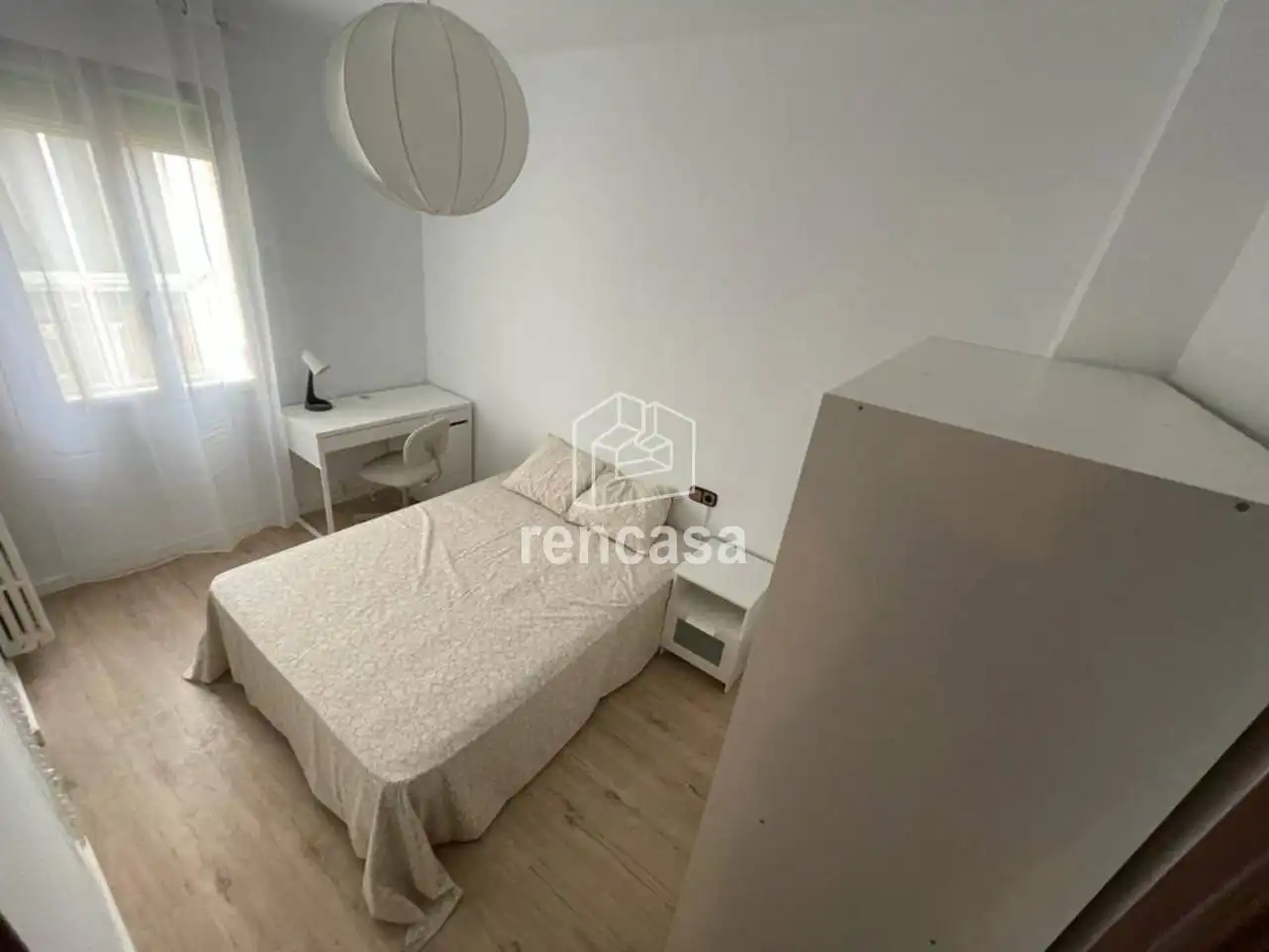 Schlafzimmer von Wohnung zur Miete in Lleida mit Klimaanlage, Heizung und Parkett