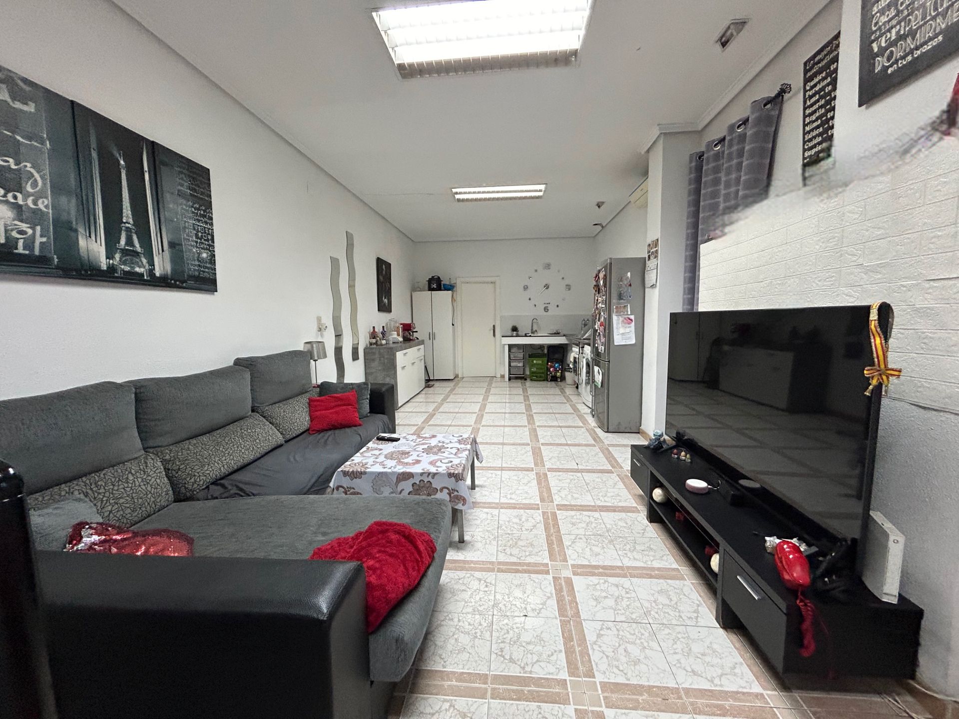 Sala d'estar de Local en venda en Benaguasil amb Aire condicionat