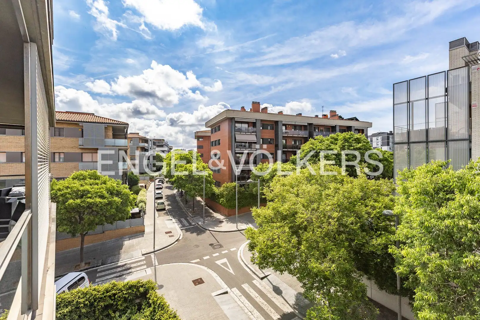Vista exterior de Pis en venda en Sant Cugat del Vallès amb Aire condicionat, Calefacció i Parquet