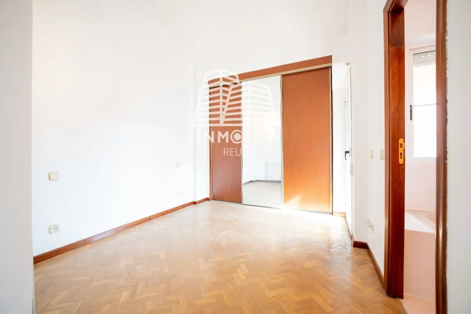 Habitación de Casa adosada en venta en Mejorada del Campo con Calefacción, Jardín privado y Terraza