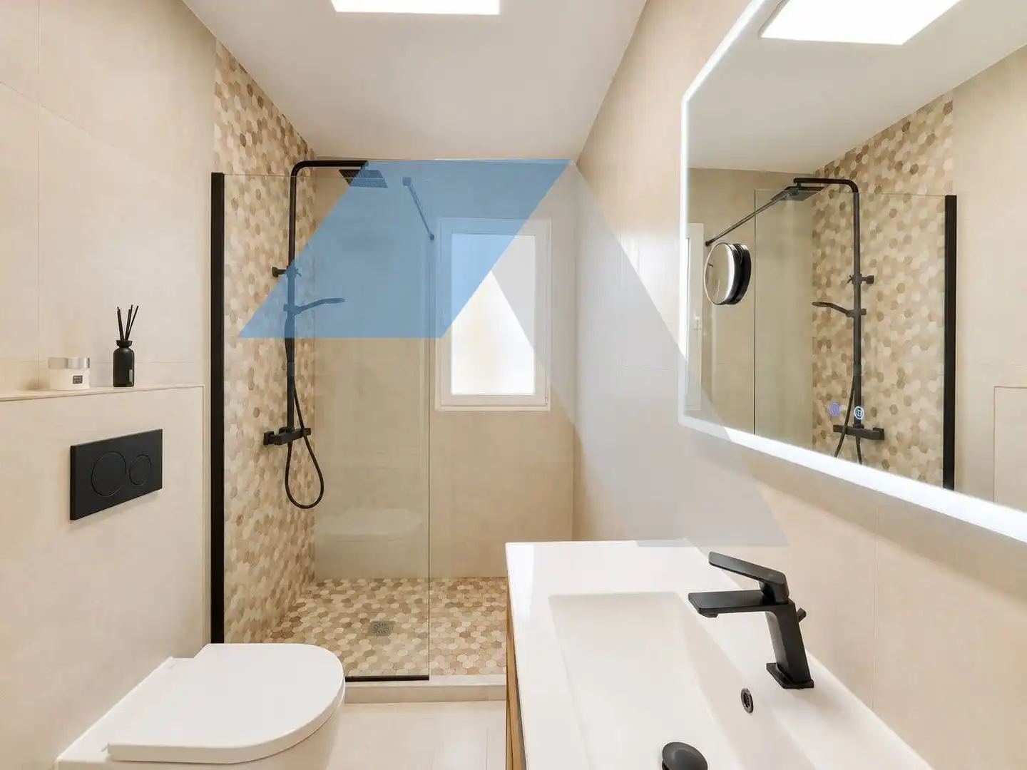 Bathroom of Houses for sale in San Vicente del Raspeig / Sant Vicent del Raspeig  with Air Conditioner, Heating and Private garden