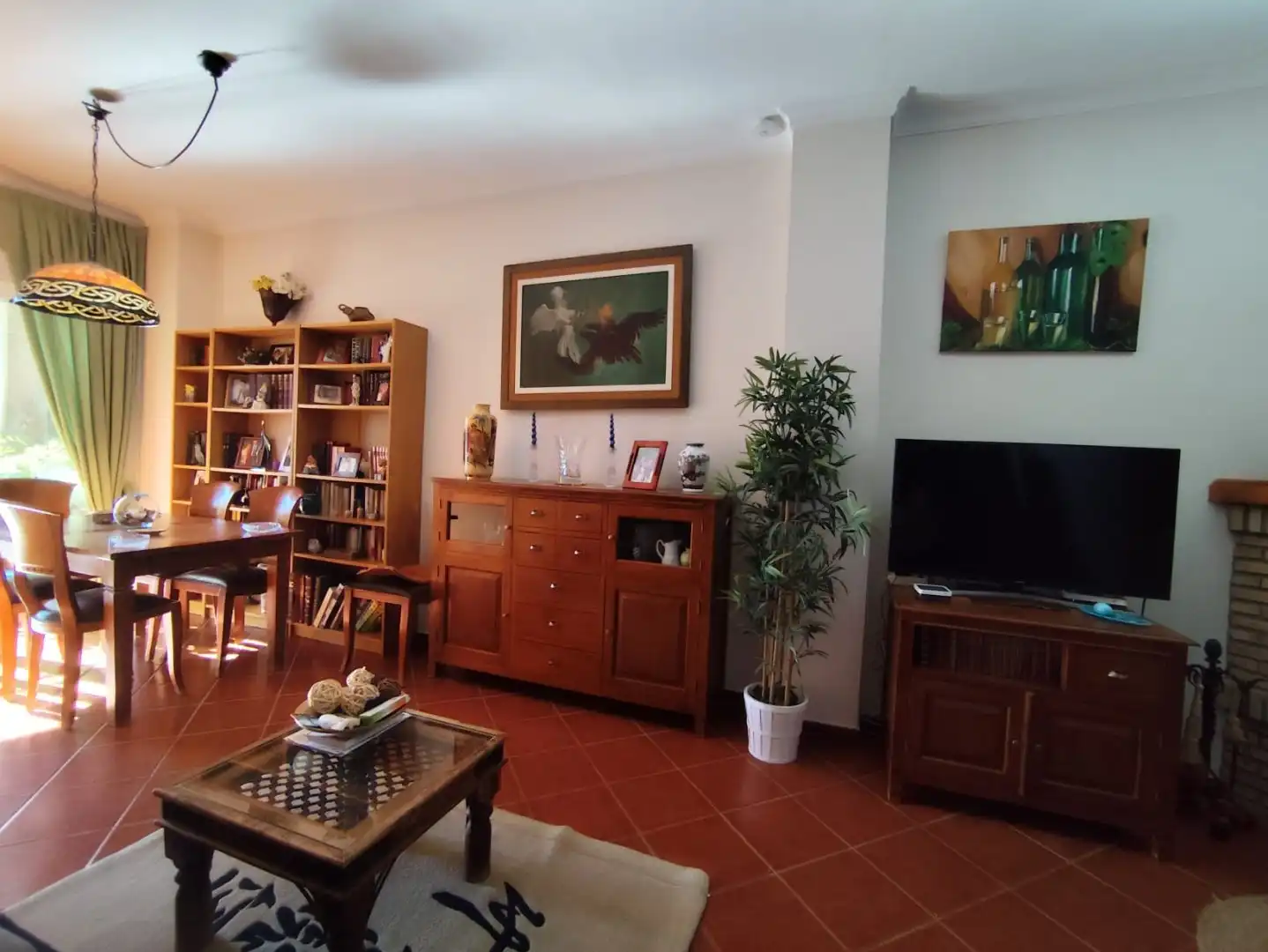 Sala d'estar de Casa o xalet en venda en Hinojos amb Aire condicionat, Calefacció i Jardí privat