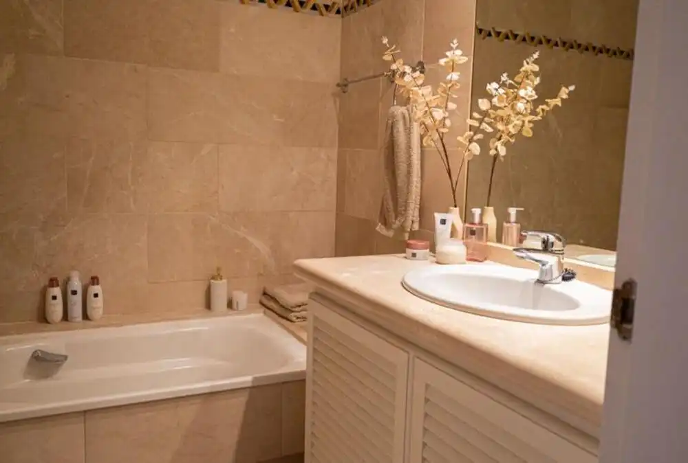 Apartament amb piscina en venda a Nueva Andalucía, imagen 16