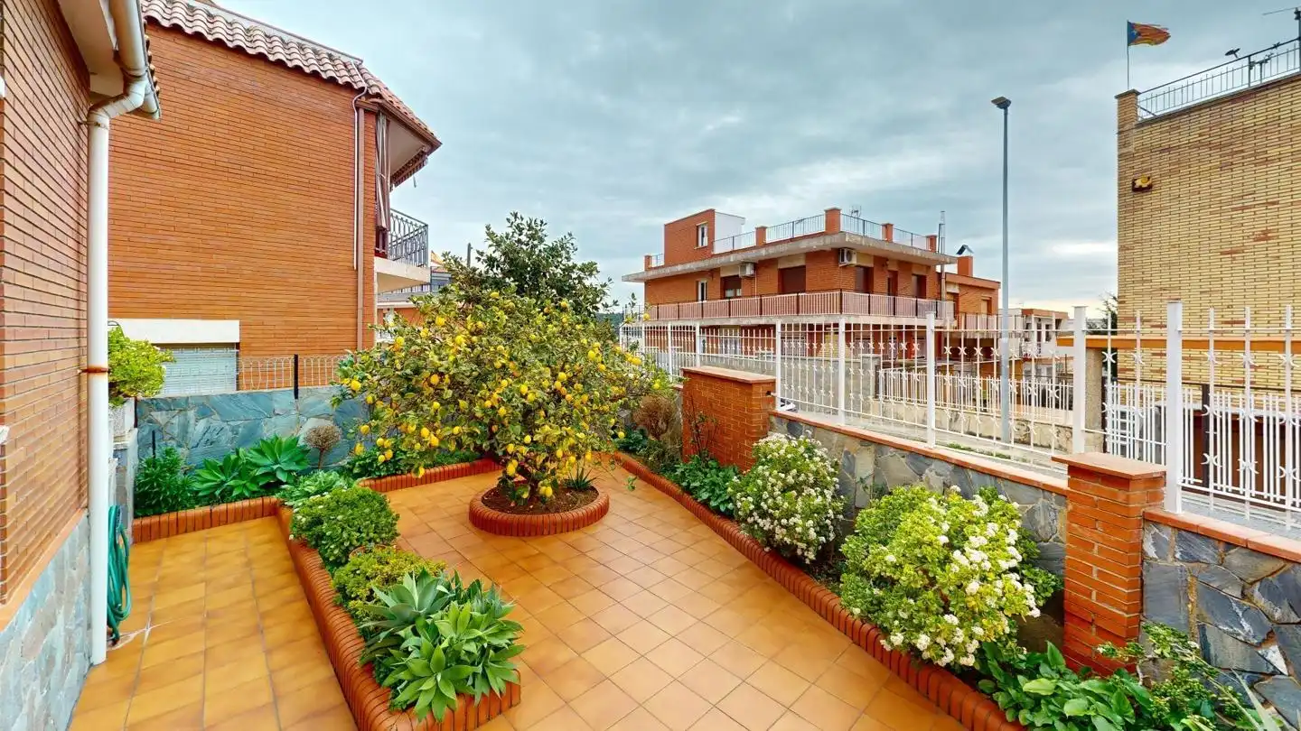 Terrassa de Casa o xalet en venda en Viladecans amb Jardí privat i Terrassa