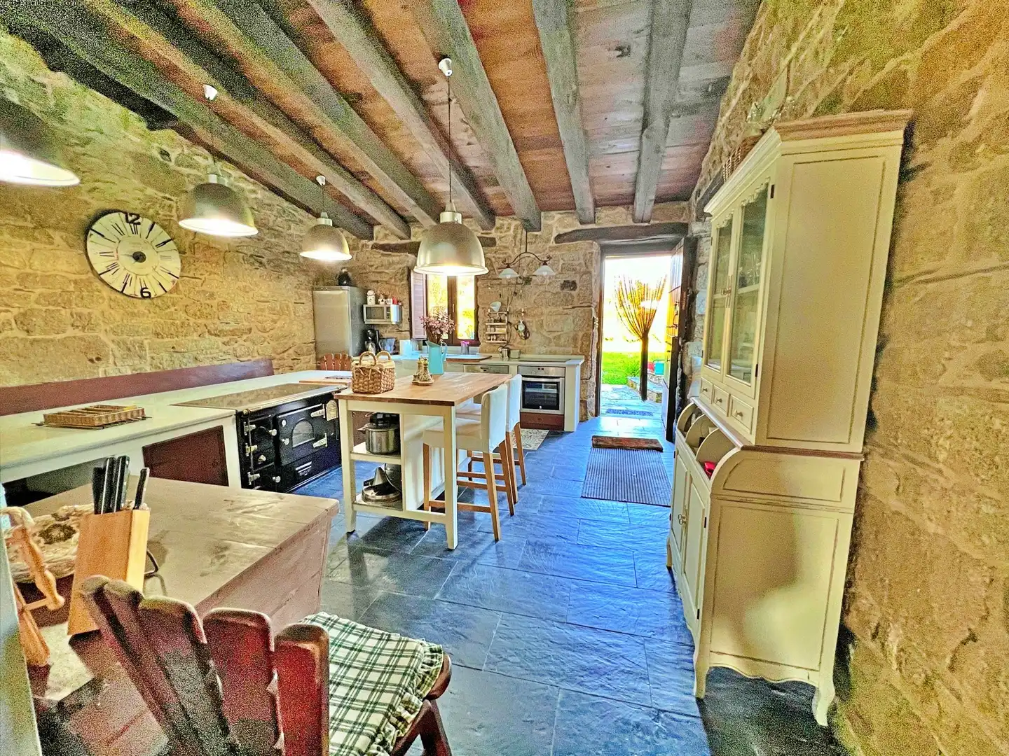Cocina de Casa o chalet de alquiler en Lugo con Calefacción, Jardín privado y Amueblado