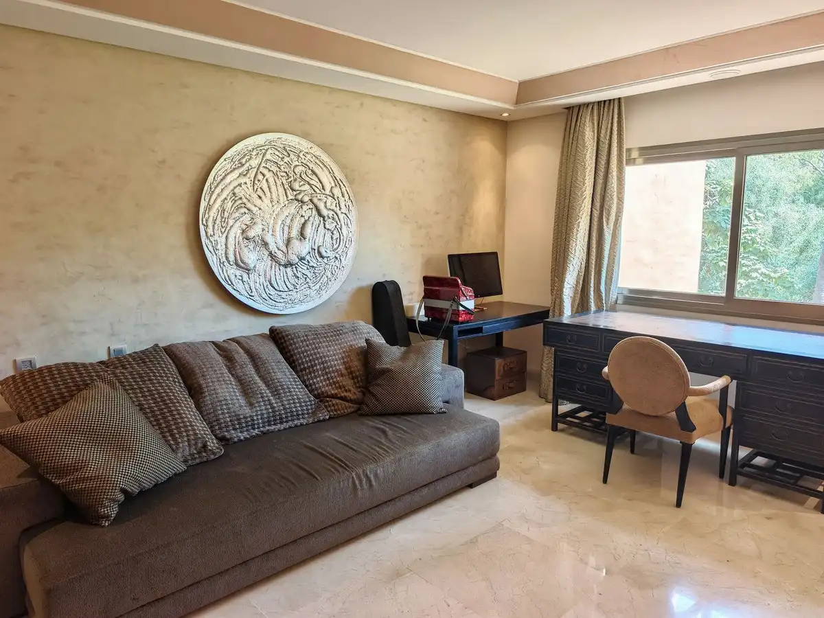 Sala de estar de Ático en venta en Marbella con Aire acondicionado, Terraza y Sauna