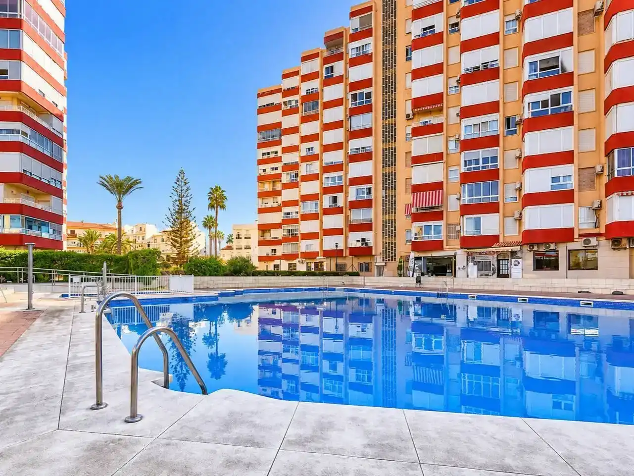 Swimming pool of Flat for rent in Torrox  with Air Conditioner, Swimming Pool and Furnished